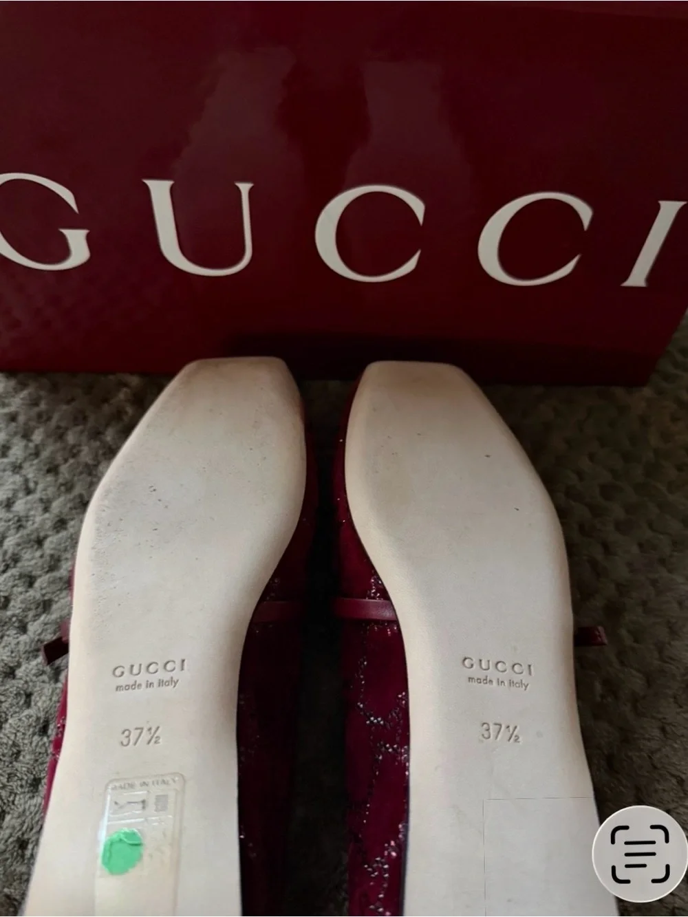 Gucci luxurious velvet
